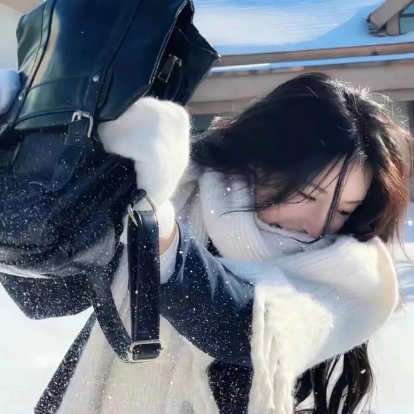 婚活1000次出击封面